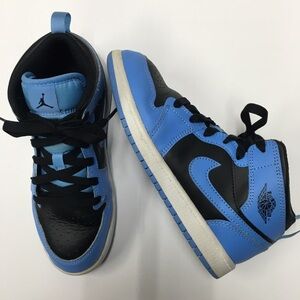 Boys Nike Air Jordan Mid Top Sneakers 3y Blue Black